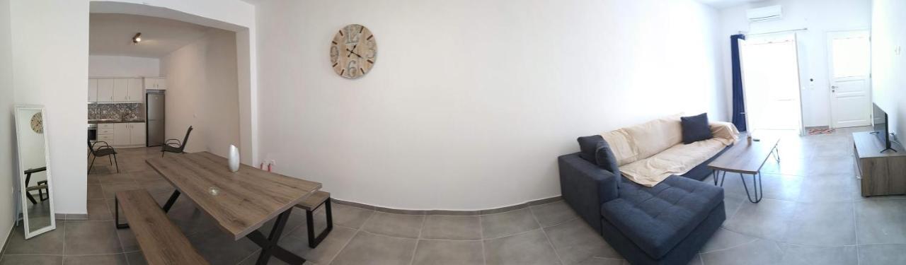 Papillon Vila Pera Gyalos Exterior foto